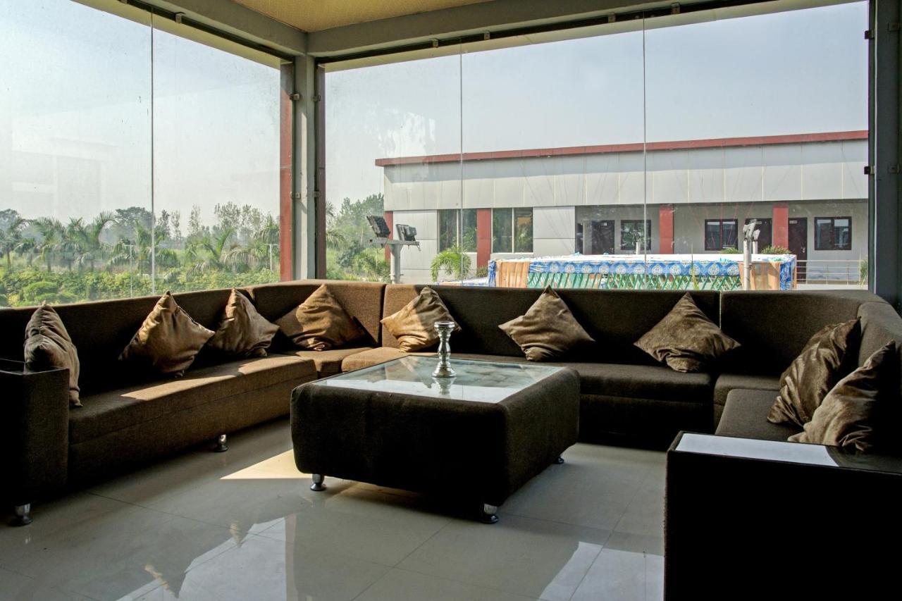 Oyo 62241 Swastik Garden Hotel Dhampur Exterior photo